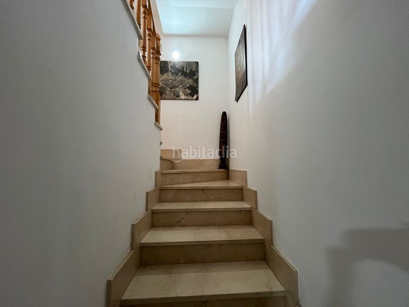 Foto c52c5bcc-dd00-414d-8976-b6786d1a50b2. Chalet avec cheminée chauffage parking dans El Arroyo-La Fuente Fuenlabrada