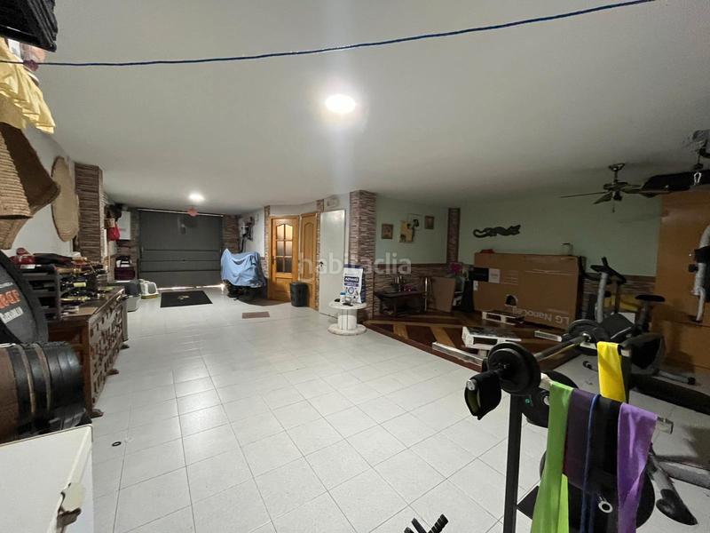 Foto cc5c6a2a-74cf-4f2c-8af8-f283fa6c55a6. Chalet avec cheminée chauffage parking dans El Arroyo-La Fuente Fuenlabrada