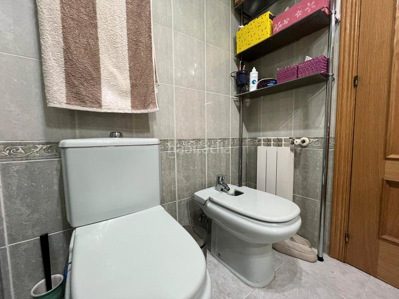 Foto d32d3ca5-fe9d-4334-8ae2-479b45db32ad. Chalet avec cheminée chauffage parking dans El Arroyo-La Fuente Fuenlabrada