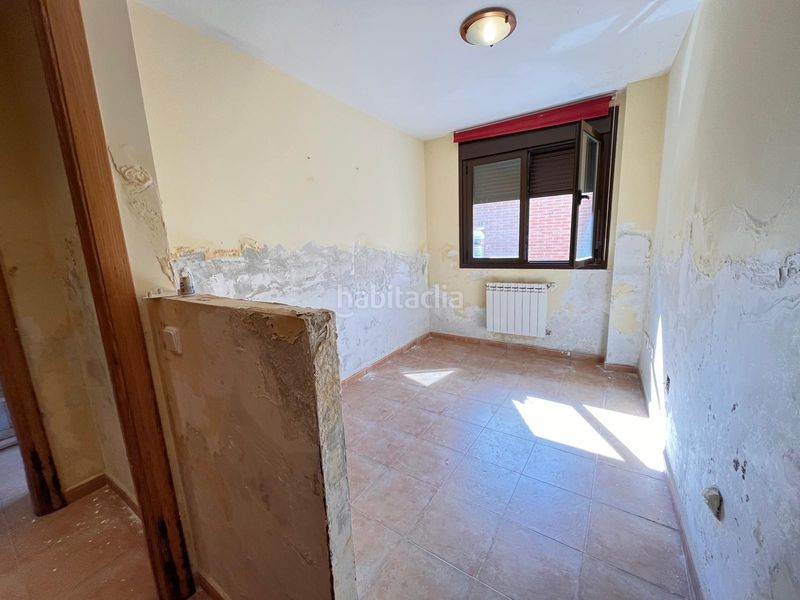 Foto 000a46a7-9062-4e21-8a1b-e2741043df27. Piso en calle san francisco 50 edificio completo en Navalmorales (Los)