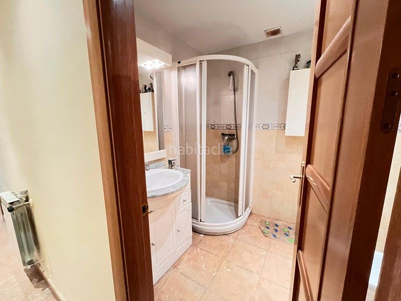 Foto a55284cd-2430-414e-af04-30b179f28bcc. Piso en calle san francisco 50 edificio completo en Navalmorales (Los)