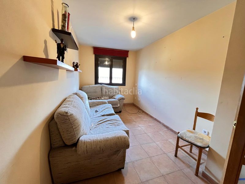 Foto aa21331c-353c-4d83-b296-49595c38ebe2. Piso en calle san francisco 50 edificio completo en Navalmorales (Los)