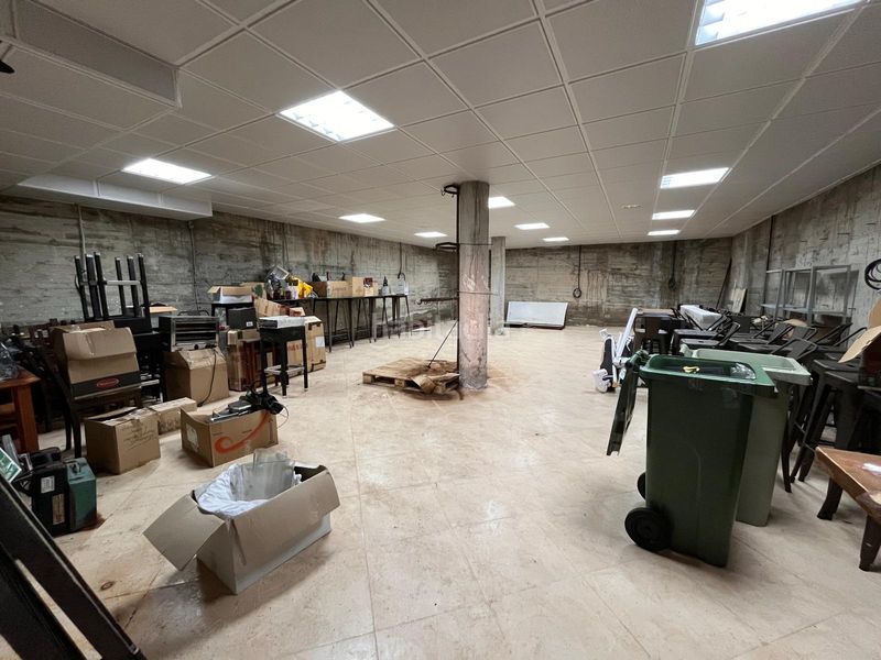 Foto b63549c7-a84c-42c1-9bf6-247107912f97. Piso en calle san francisco 50 edificio completo en Navalmorales (Los)