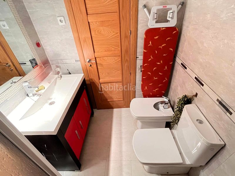 Foto c5575d63-7c35-41fd-ad66-2cbb35f94823. Piso en calle san francisco 50 edificio completo en Navalmorales (Los)