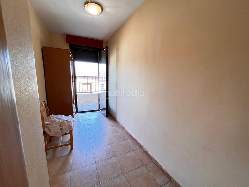Foto f16b86c1-83be-4c05-bc1c-61892bcba565. Piso en calle san francisco 50 edificio completo en Navalmorales (Los)