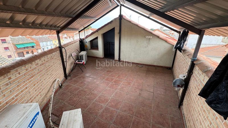 Foto 2b5db112-e387-45fe-a755-d1ddada79e58. Casa edificio en Villaluenga de la Sagra