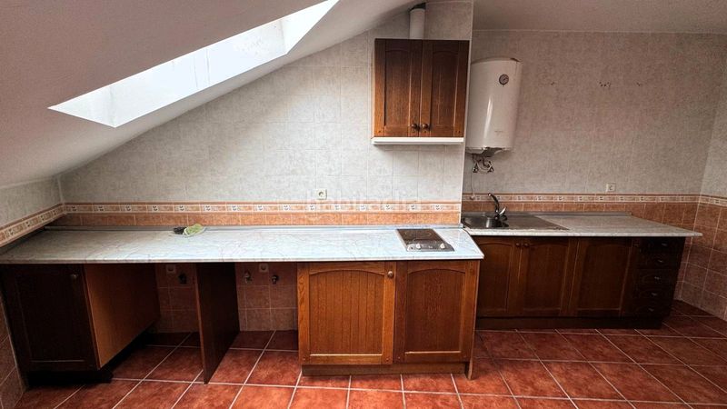 Foto 6296152e-8eff-4009-baa7-ff67fe45c359. Casa edificio en Villaluenga de la Sagra