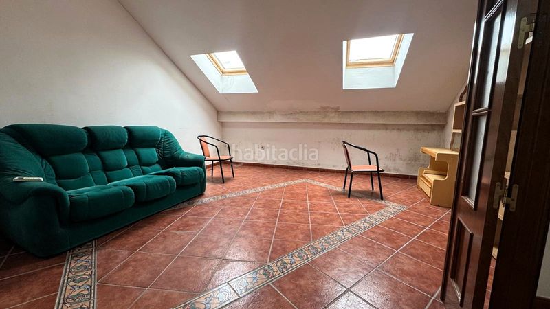 Foto d911a2e3-7ea9-4d79-b272-be93f6168ce6. Casa edificio en Villaluenga de la Sagra