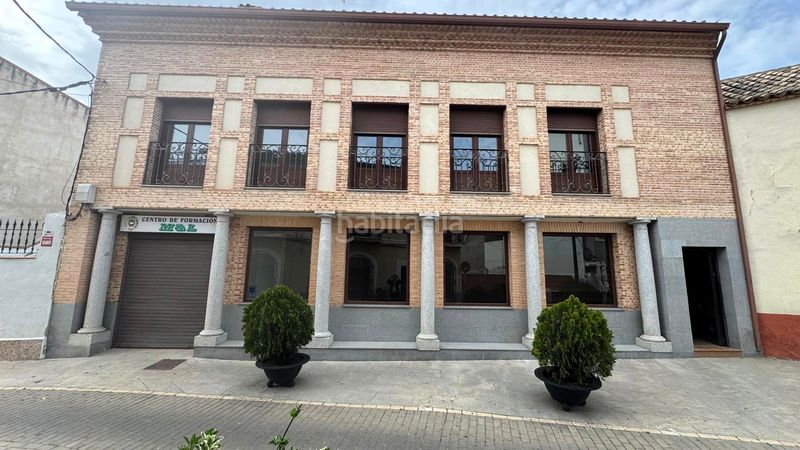 Foto e8f1697f-0c73-40b3-b0f1-ca17e7a676f1. Casa edificio en Villaluenga de la Sagra