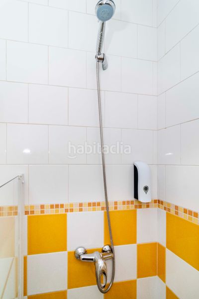 Foto 614bb9be-af4e-46d1-9354-9dc04eefce82. Xalet amb calefacció aparcament piscina a Méntrida