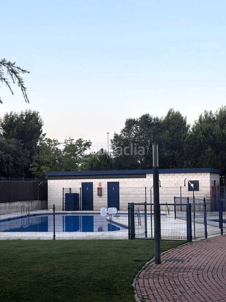 Foto d9bec082-34b7-4ffd-9b47-a7bd7f1d659e. Pis amb aparcament piscina a El Arroyo-La Fuente Fuenlabrada