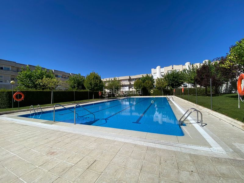 Foto e9183216-bcae-41bc-a830-be9f95a1d1b7. Flat with heating parking pool in Las Américas Parla