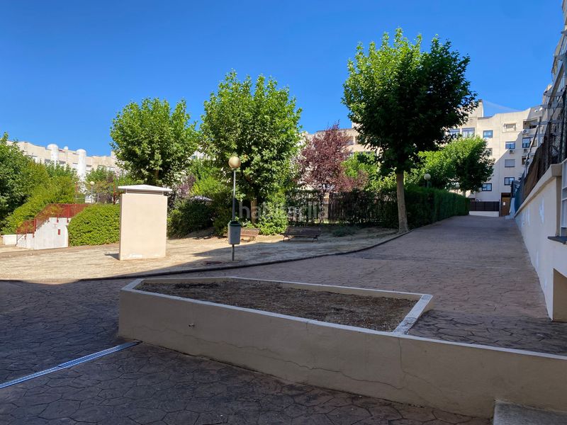 Foto f1fa925d-d95f-452e-a2c9-5af0438795c2. Flat with heating parking pool in Las Américas Parla