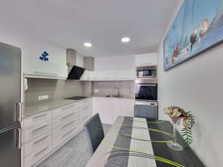 Casa in Carrer dels captius de constantinoble. Casa con dos viviendas en ciutadella