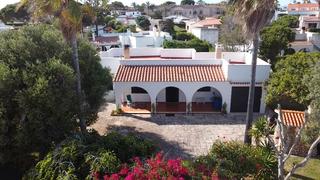 Xalet a Cala d´En Bosch-Serpentona. Chalet independiente en cala'n bosch
