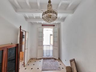 Casa a Ciutadella. Casa a reformar con muchas posibilidades