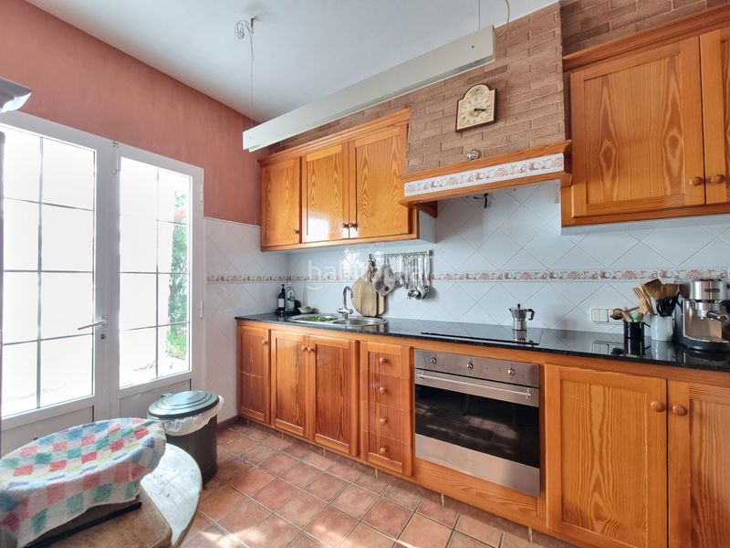 Foto 4e3bc3e4-df11-42f8-983d-520d9449174e. Casa adosada vivienda con mucho encanto en una zona privilegiada en Ciutadella de Menorca