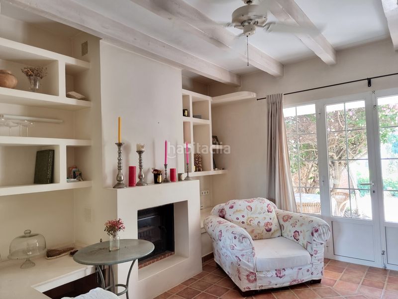 Foto dd418fd4-5593-4ad6-9a60-2f12d2cc19fc. Casa adosada vivienda con mucho encanto en una zona privilegiada en Ciutadella de Menorca