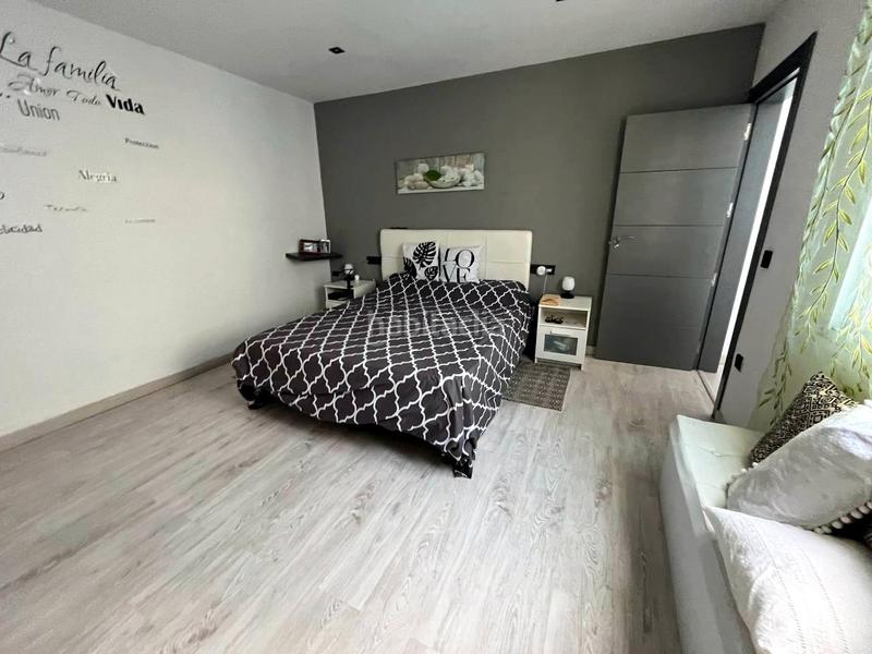 Foto 2e56678d-312f-42c1-8f92-054b5c83fd47. Casa adosada casa reformada en el centro de aguilas en Águilas