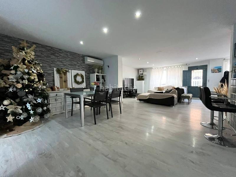 Foto ae4fa8e3-be14-40f7-979e-258b7418de7e. Casa adosada casa reformada en el centro de aguilas en Águilas