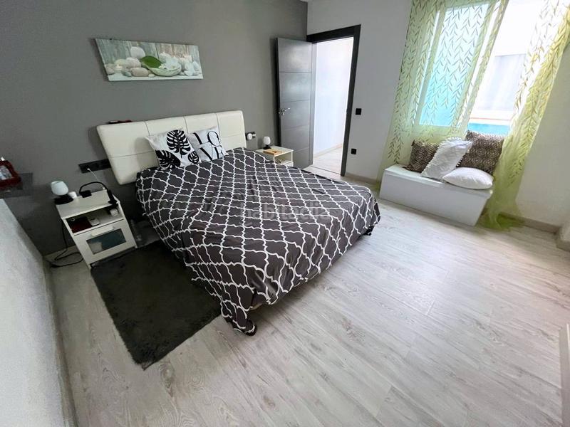 Foto c373c0e2-b4a8-49a1-9959-7fd03efe6a49. Casa adosada casa reformada en el centro de aguilas en Águilas