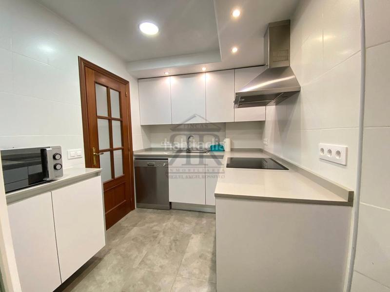 Foto 8c1f1084-c0b1-4ad0-9b58-bba95c2a48b1. Piso se vende piso en pleno centro en Casco Antiguo Águilas