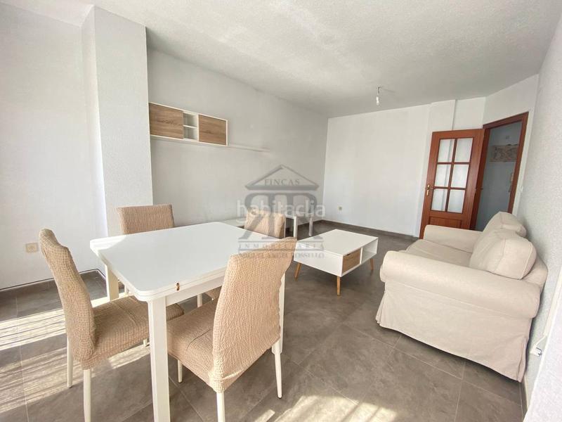 Foto fbc2e426-3c07-430d-9dcf-fc9cace06dc8. Piso se vende piso en pleno centro en Casco Antiguo Águilas