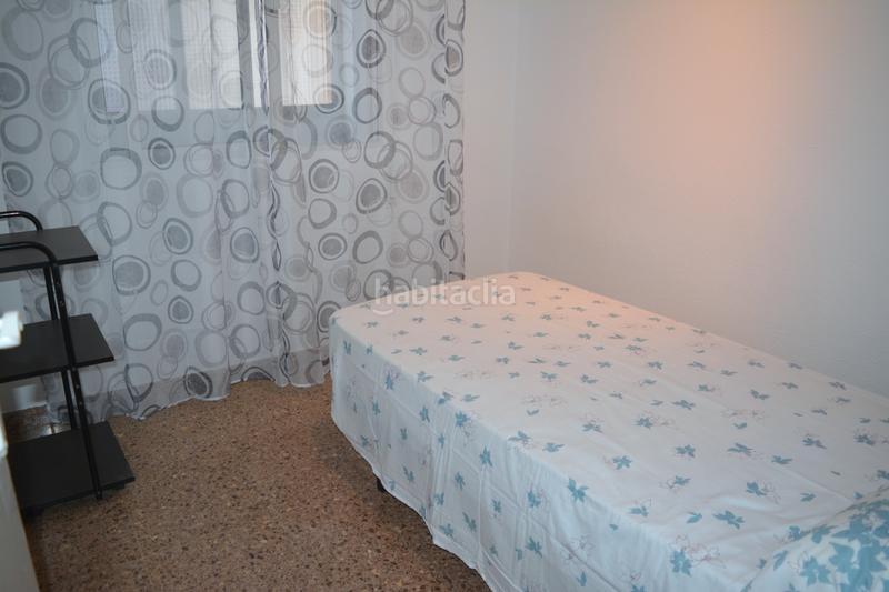 Foto 732a3312-1def-4679-a9f6-799b0ee49a21. Pis a Casco Antiguo Águilas