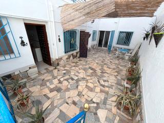 Maison jumele en Casco Antiguo. Se vende estupenda casa de planta baja en guilas