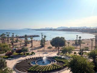 Appartement  Calle severo montalvo. Piso en venta en primera lnea, en la playa de la constitucin e
