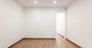 Miete Etagenwohnung in Avenida de la paz 35