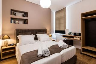 Miete Etagenwohnung in Calle general sanz pastor 3