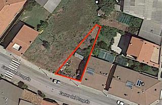 Terreny residencial  Carrer del progrés. Terreny molt ben situat