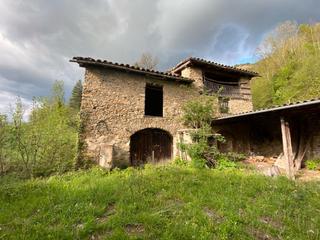 Masia  Vial camino. Masia en venda a ripoll