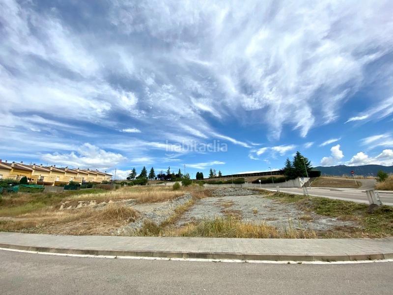 Foto f0a815b1-b8b1-46e7-bf29-0f8229be1f25. Terreno residencial 18 terrenys, especial promotors en Torelló