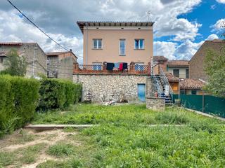 House in Carrer major 113. Casa a 3 vents amb jard en venda a l'esquirol