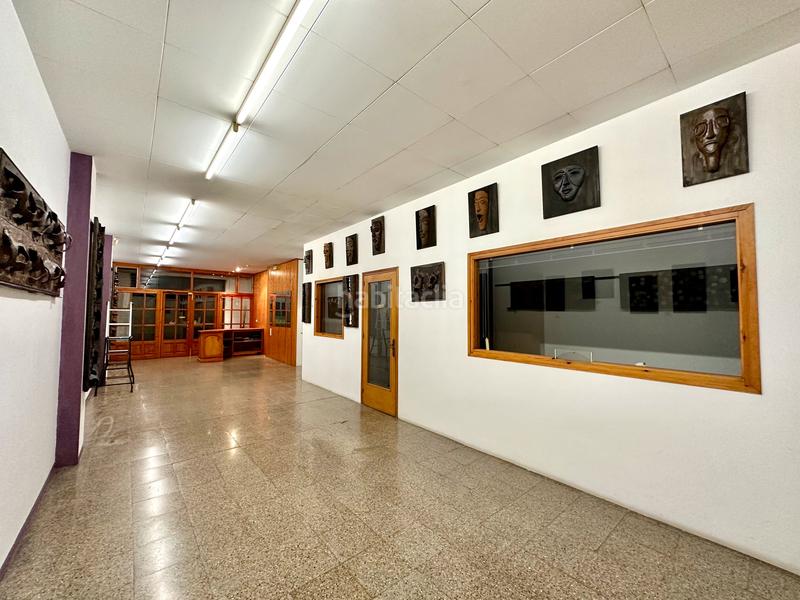 Foto ff81f9e5-629f-47a3-90e3-671038193008. Business premise in Torelló