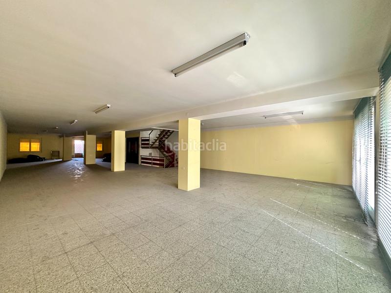 Foto 167f4700-4eee-4430-8874-5eff7e6f845f. Édifice dans avinguda de la generalitat 26 dans Torelló