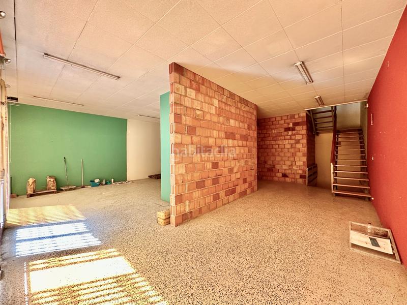 Foto cff74b67-1eaa-4595-b0e6-a404e4979167. Édifice dans avinguda de la generalitat 26 dans Torelló