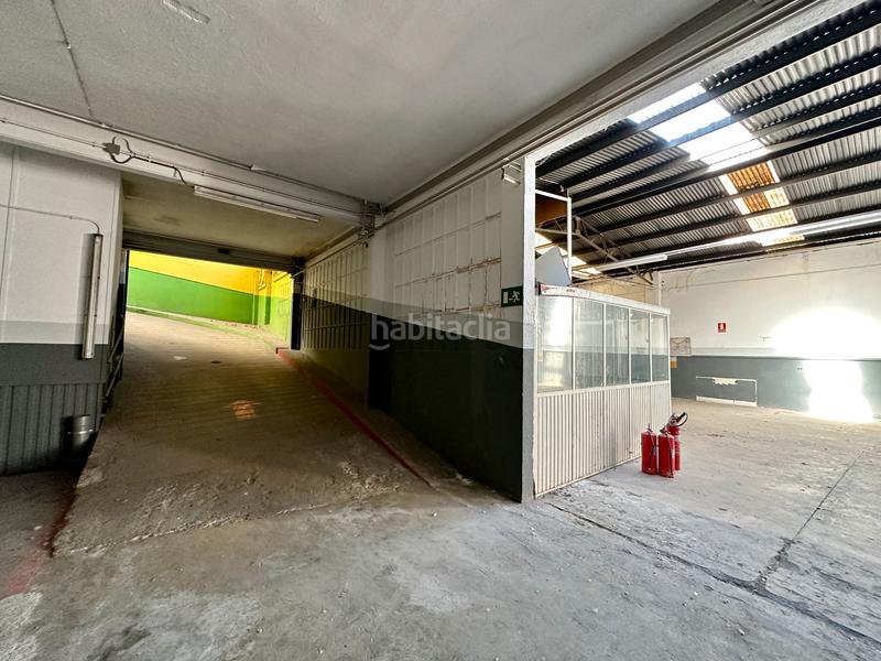 Foto 29ad9c40-1c7f-4d64-9fee-34600b3806b6. Local comercial a carrer del colomer 4 a Torelló