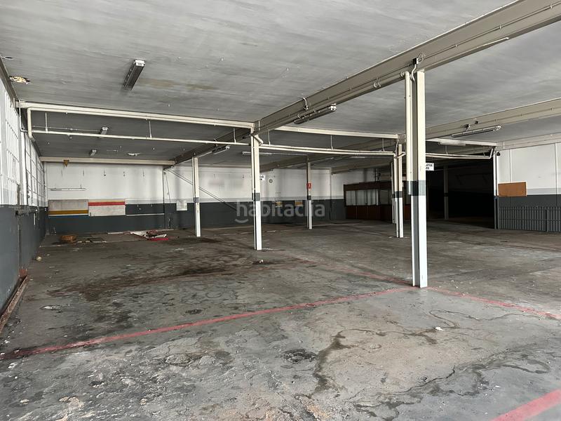 Foto 345094a7-5a81-4b72-bfca-f08f839d9bea. Local comercial a carrer del colomer 4 a Torelló