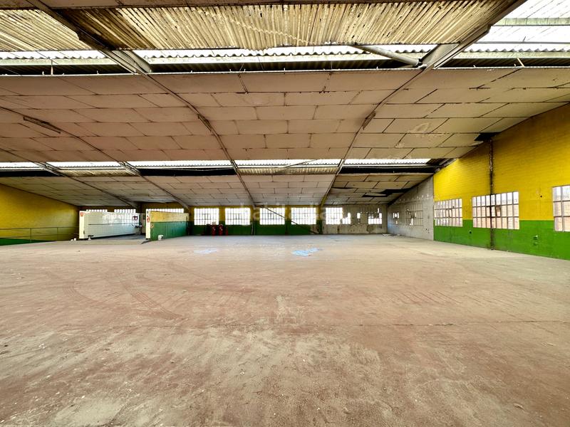 Foto 5c9366ed-fb75-41c4-8860-afe234e57ee4. Local comercial a carrer del colomer 4 a Torelló