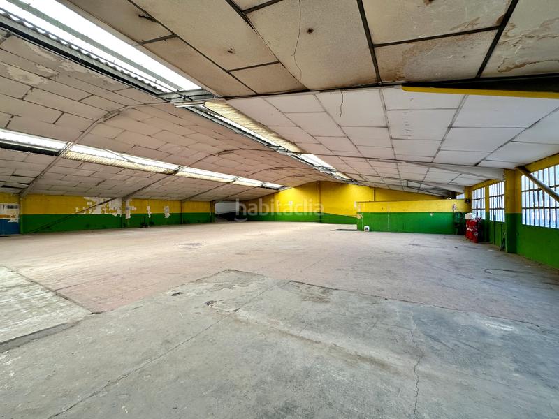 Foto fc97da67-ede6-411d-9b04-e5c83679280f. Local comercial a carrer del colomer 4 a Torelló