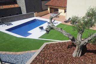 House  Carrer sant bartomeu. Espectacular casa de poble rehabilitada al collsacabra