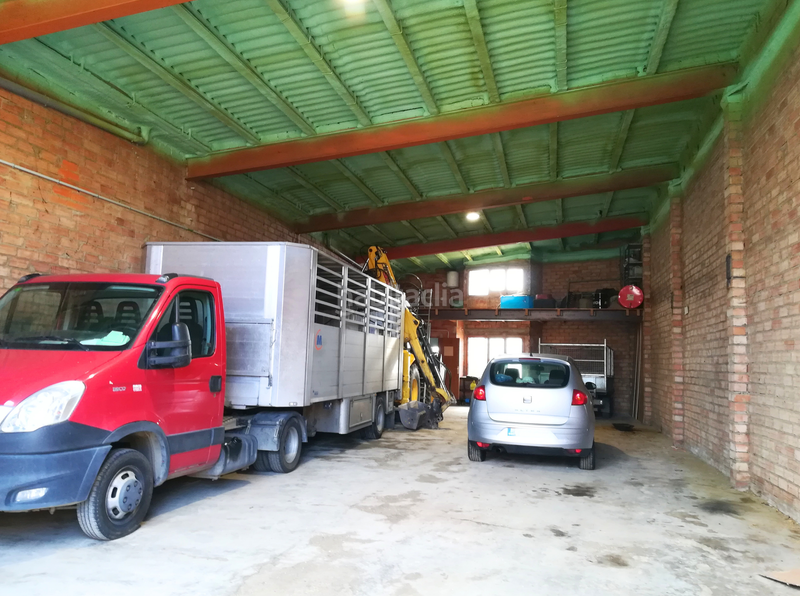 Foto a03d747d-f189-42ab-8c38-f230221d484d. Capannone industriale in carrer del progrés 70 in Torelló