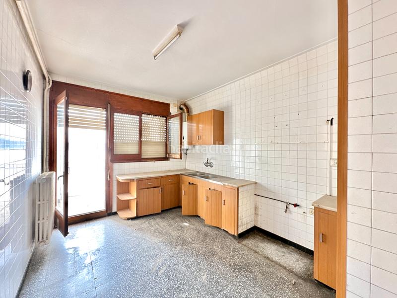 Foto 35a56e30-43ca-45f4-955b-31a8252bd9a4. Maison jumelée avec chauffage parking dans Torelló