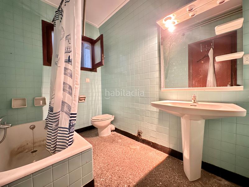 Foto 408d47e8-7427-41b3-9970-1a8df877c922. Maison jumelée avec chauffage parking dans Torelló