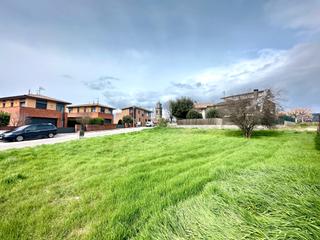 Residential Plot  Carrer joan de serrallonga. Solar de 405 m2 a tocar la natura