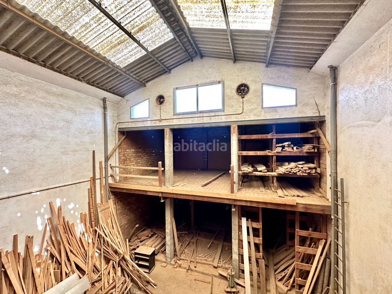 Foto a5fb7ef4-c996-4fee-9e0d-8b8247b6eb95. Local comercial a Torelló