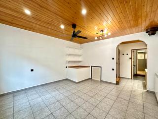 Semi detached house in Sant Hipòlit de Voltregà. Oportunitat: casa a sant hipòlit de voltregà